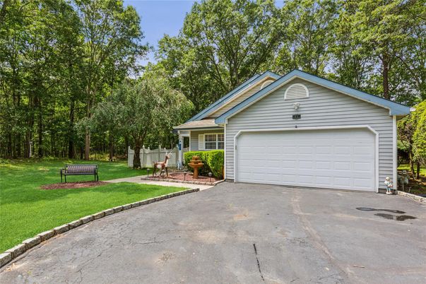 Backyard, Detached Garage, Exterior
