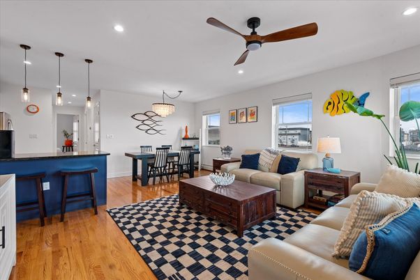 Dining room, Interior, Living room, Pendant Lights, Recessed Lighting, Wood Texture Flooring