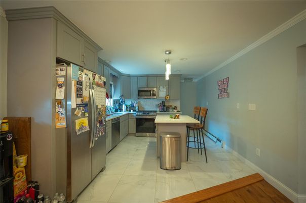 Dining room, Interior, Kitchen, Marble, Pendant Lights, Stainless Steel Appliances
