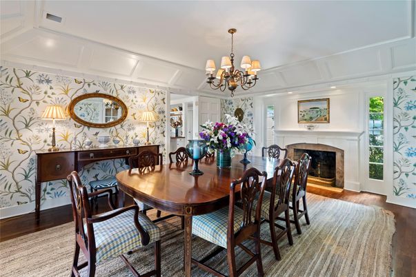 Chandelier, Dining room, Fireplace, Interior, Recessed Lighting, Wood Texture Flooring