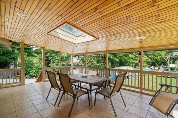 Exterior, Sun Room