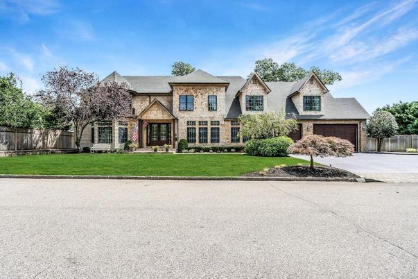 Attached, Exterior, Facade, Tudor Revival