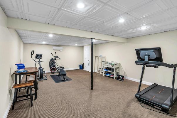Fitness Equipment, Interior, Recessed Lighting
