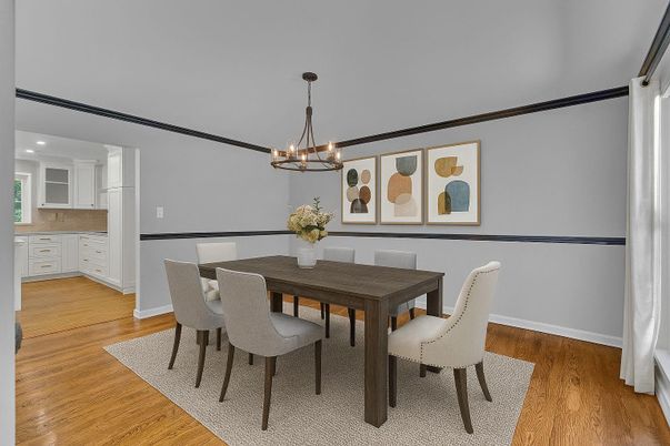 Chandelier, Dining room, Interior, Recessed Lighting, Wood Texture Flooring