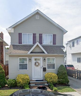 Exterior, Facade, American Craftsman