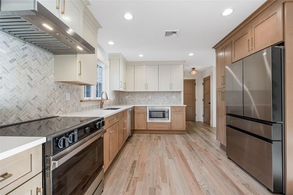 Interior, Kitchen, Recessed Lighting, Stainless Steel Appliances, Wood Texture Flooring