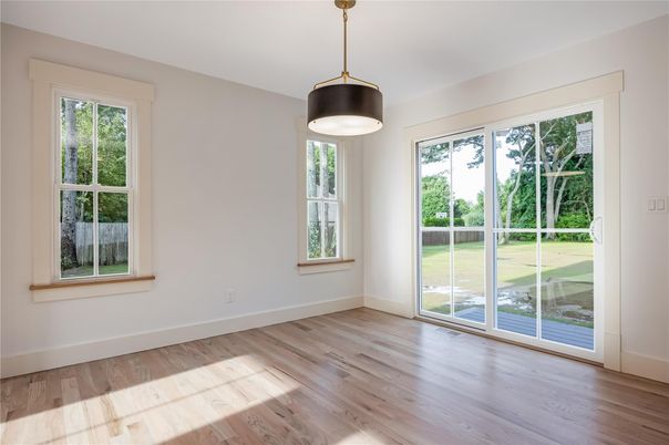 Empty room, Interior, Pendant Lights, Wood Texture Flooring