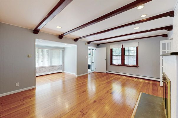 Empty room, Interior, Recessed Lighting, Wooden Beams, Wood Texture Flooring