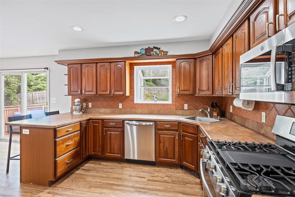 Interior, Kitchen, Recessed Lighting, Wood Texture Flooring