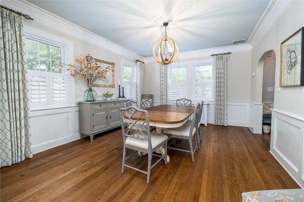 Chandelier, Dining room, Interior, Pendant Lights, Wood Texture Flooring