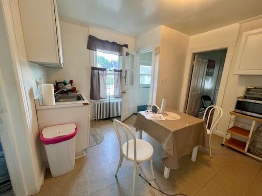 Dining room, Interior