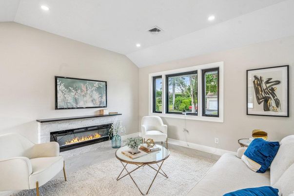 Fireplace, Interior, Living room, Recessed Lighting