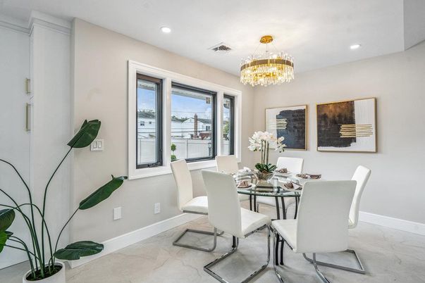 Chandelier, Dining room, Interior, Marble, Recessed Lighting