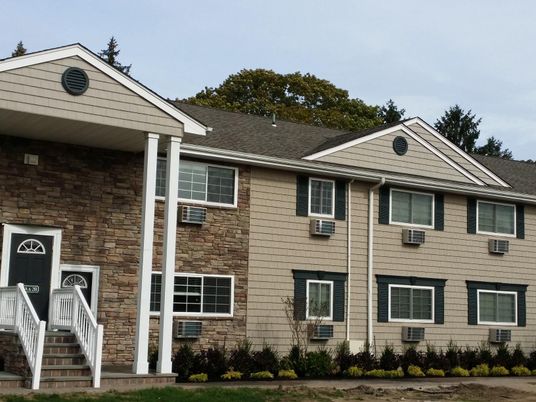 Exterior, Facade, Georgian