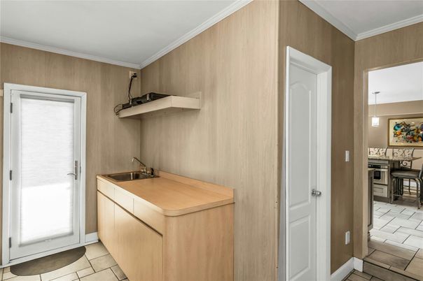 Interior, Pendant Lights, Washer, Wooden Walls