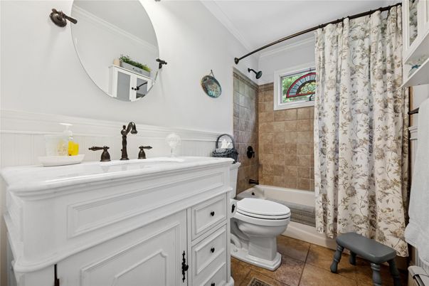 Bathroom, Interior