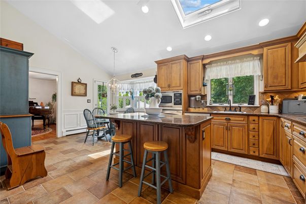 Dining room, Interior, Kitchen, Pendant Lights, Recessed Lighting