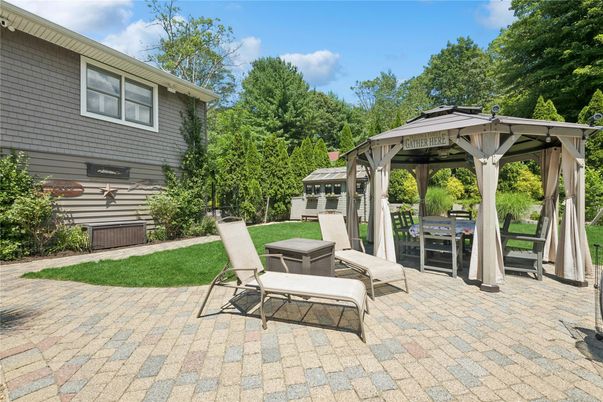 Exterior, Hot Tub