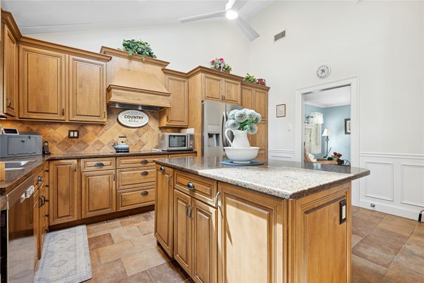 Interior, Kitchen, Recessed Lighting