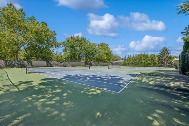 Exterior, Tennis Courts