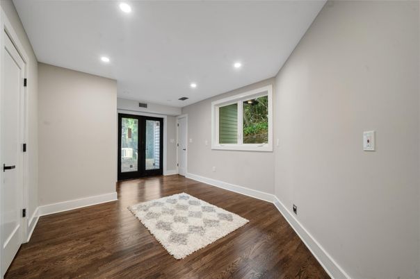 Empty room, Interior, Recessed Lighting, Wood Texture Flooring