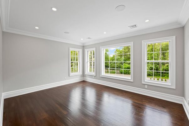 Empty room, Interior, Recessed Lighting, Wood Texture Flooring