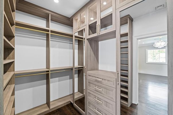 Chandelier, Interior, Recessed Lighting, Walk-in Closets, Wood Texture Flooring