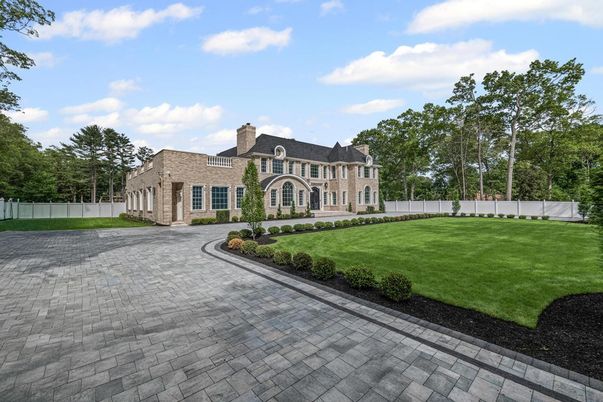 Backyard, Exterior, Facade, French Provincial