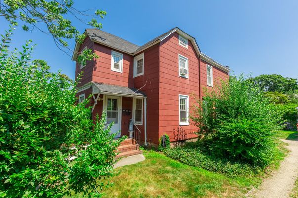 Exterior, Facade, Queen Anne Victorian