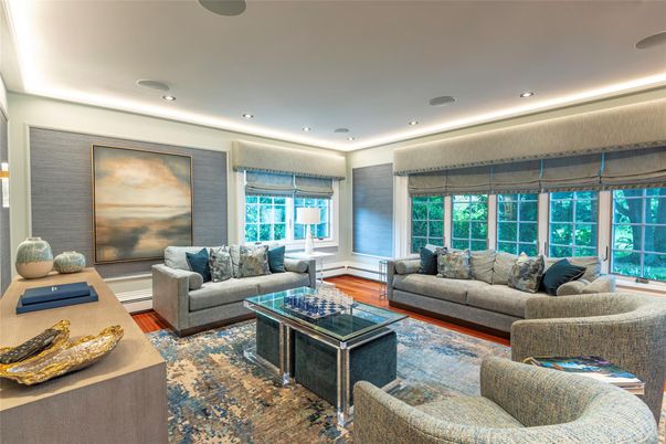 Interior, Living room, Recessed Lighting, Wood Texture Flooring