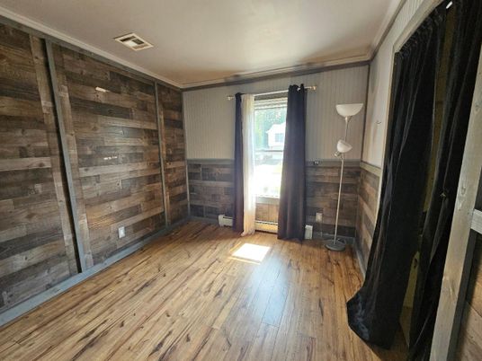 Empty room, Interior, Wood Texture Flooring, Wooden Walls