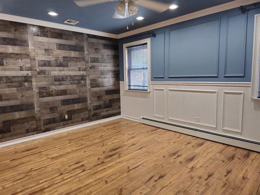 Empty room, Interior, Recessed Lighting, Wood Texture Flooring, Wooden Walls