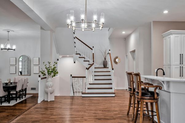 Chandelier, Dining room, Interior, Pendant Lights, Recessed Lighting, Wood Texture Flooring