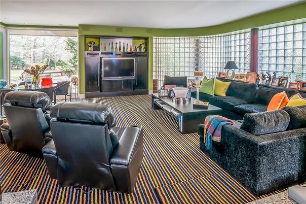 Interior, Living room