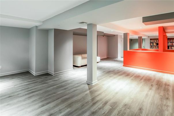 Empty room, Interior, Recessed Lighting, Wood Texture Flooring