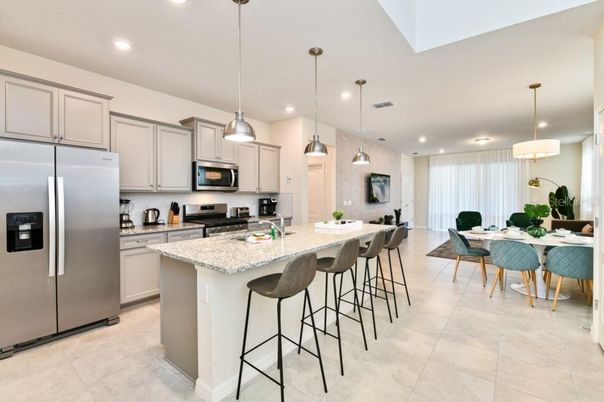 Dining room, Interior, Kitchen, Pendant Lights, Recessed Lighting, Stainless Steel Appliances