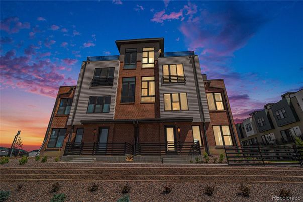 Exterior, Facade, Brick Facade, Rowhouse