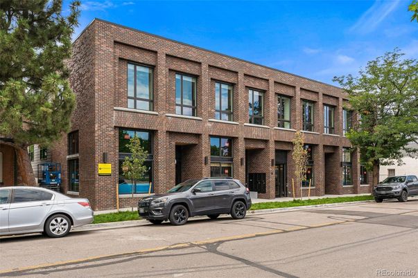 Exterior, Facade, Brick Facade, Rowhouse