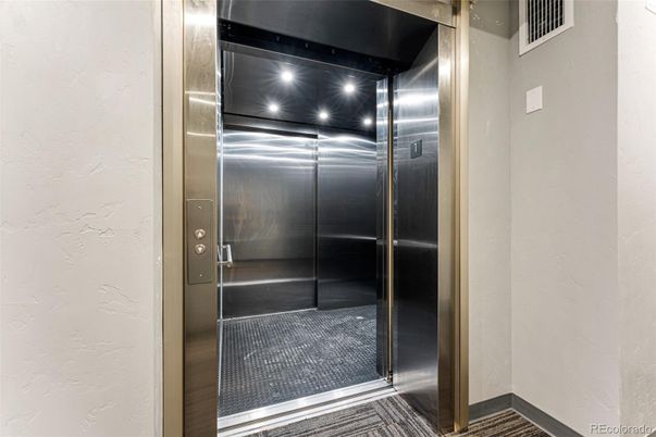 Elevator, Interior