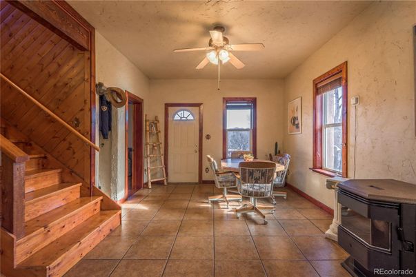 Dining room, Interior