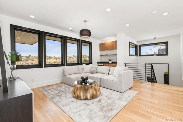 Interior, Kitchen, Living room, Pendant Lights, Recessed Lighting, Wood Texture Flooring