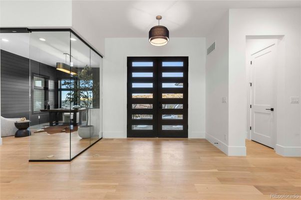 Interior, Pendant Lights, Wood Texture Flooring