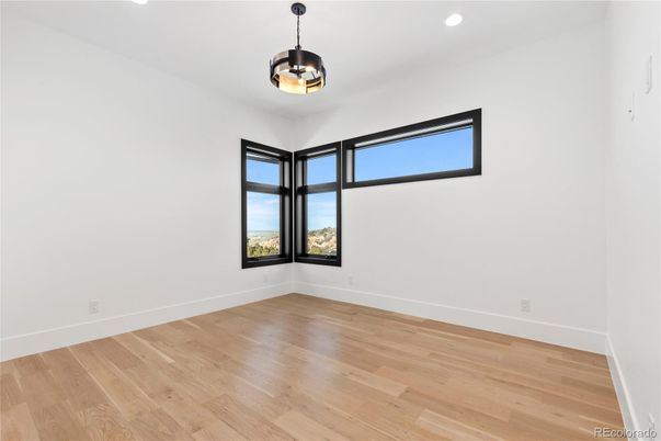 Empty room, Interior, Pendant Lights, Recessed Lighting, Wood Texture Flooring