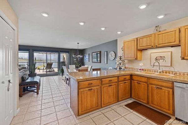 Chandelier, Dining room, Interior, Kitchen, Recessed Lighting, Stainless Steel Appliances
