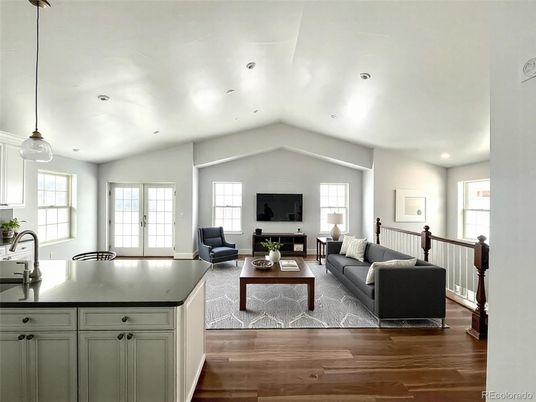 Interior, Kitchen, Living room, Pendant Lights, Recessed Lighting, Wood Texture Flooring