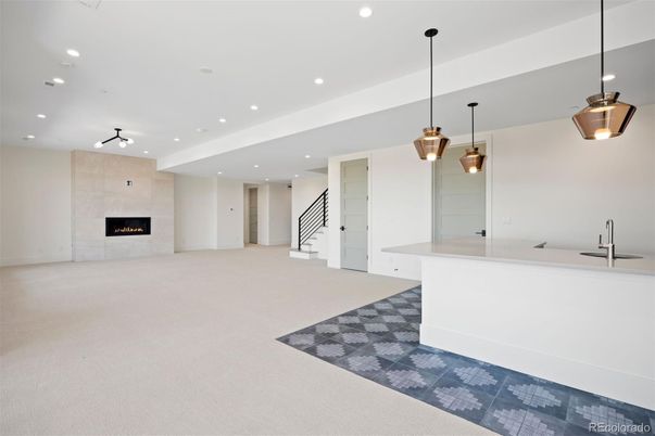 Empty room, Fireplace, Interior, Pendant Lights, Recessed Lighting