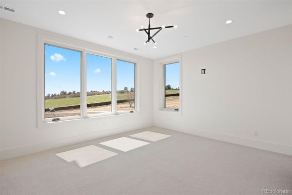 Empty room, Interior, Pendant Lights, Recessed Lighting