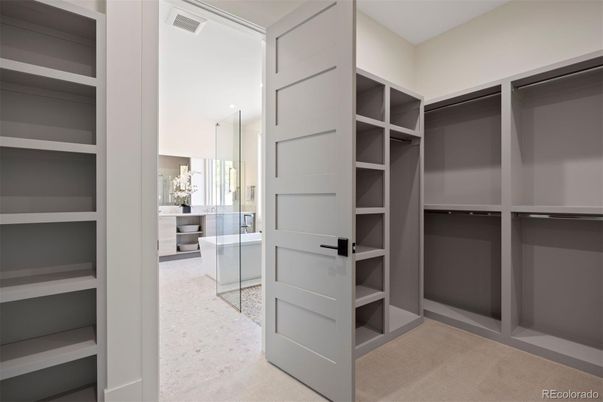 Interior, Walk-in Closets