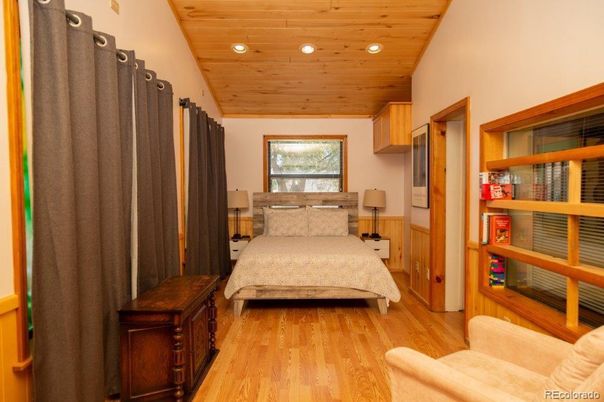 Bedroom, Interior, Recessed Lighting, Wooden Ceilings, Wood Texture Flooring