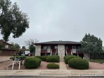 Exterior, Facade, Ranch